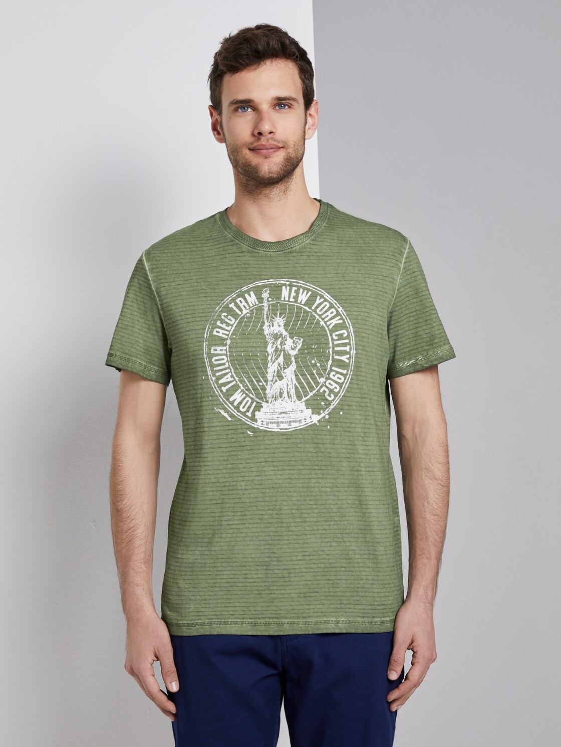 TOM TAILOR Gestreiftes T-Shirt mit NYC-Print, Herren, Olive Night Green, Größe: S