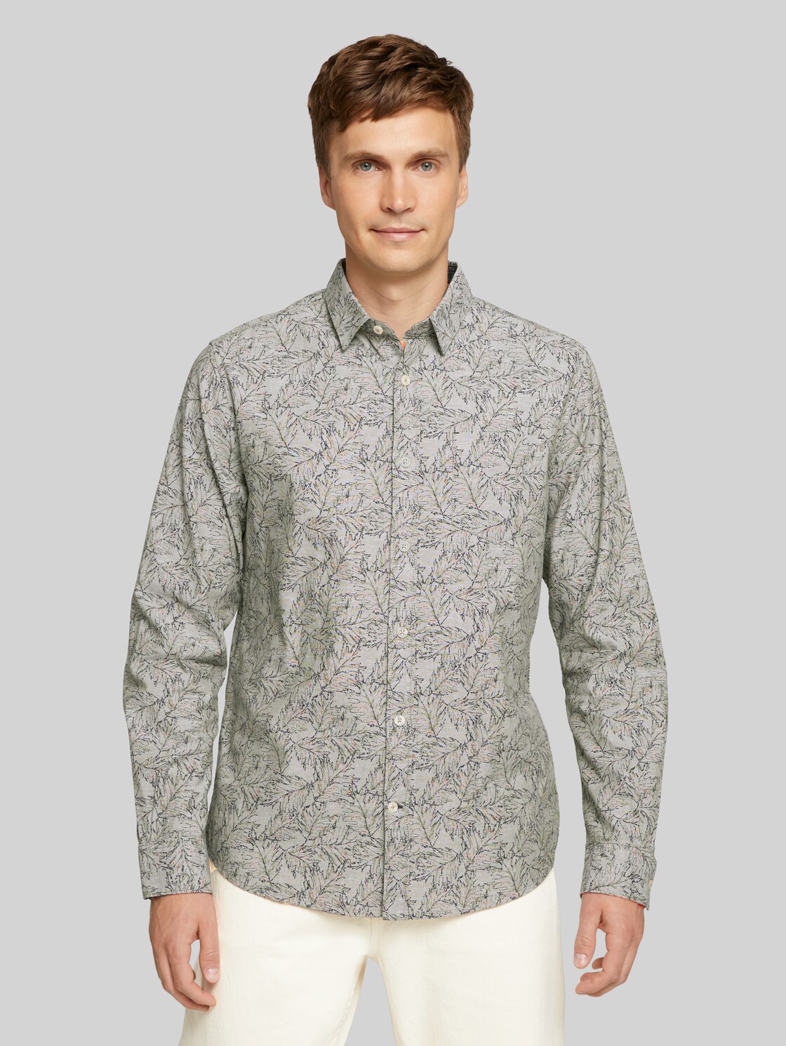 TOM TAILOR gemustertes Hemd aus Bio-Baumwolle, Herren, olive navy red big leaf design, Größe: XXL