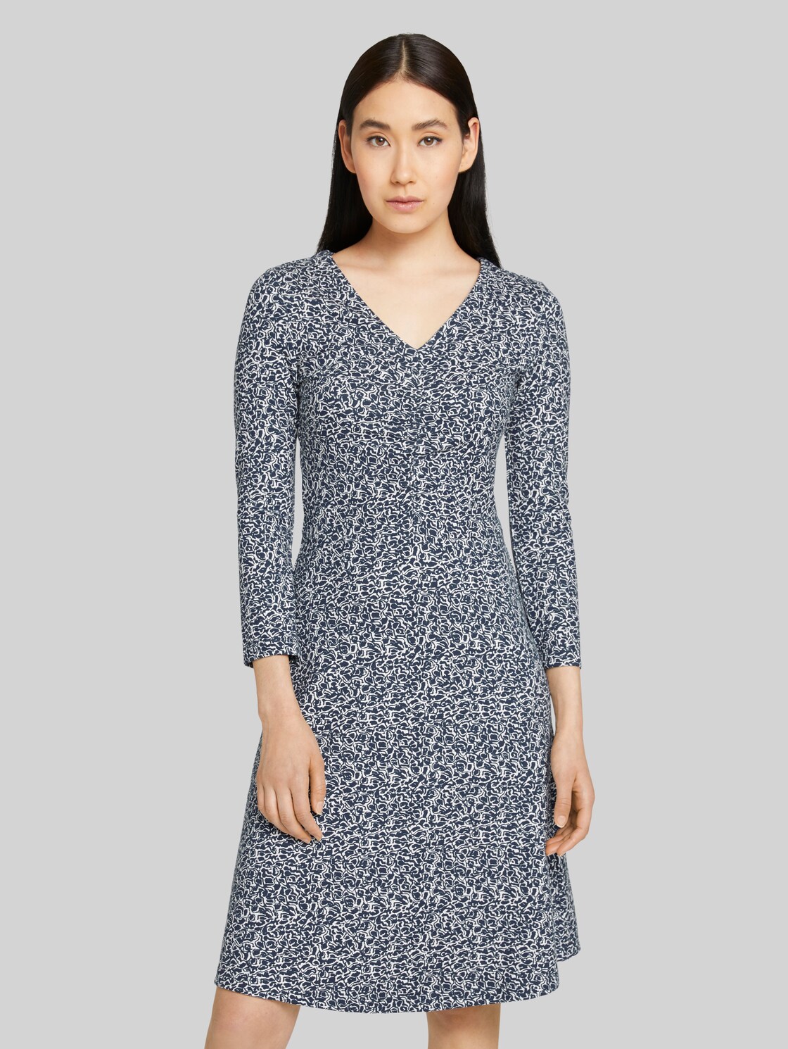 TOM TAILOR Gemustertes Midikleid mit Raffung, Damen, blue offwhite minimal, Größe: 36
