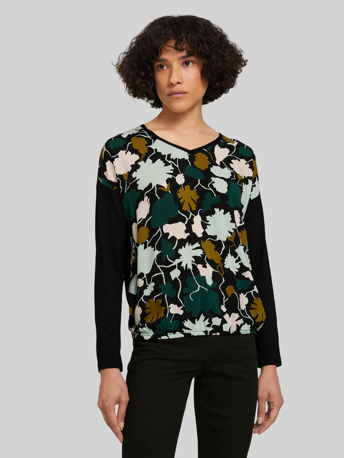TOM TAILOR Gemustertes Shirt im Materialmix, Damen, green large floral design, Größe: M