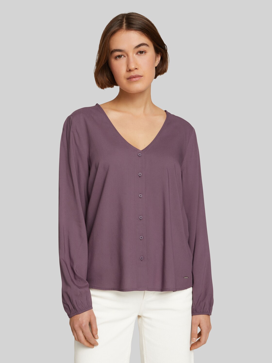 TOM TAILOR DENIM Damen Bluse mit V-Ausschnitt aus Viskosefasern, lila, Animalprint, Gr. L, viskose