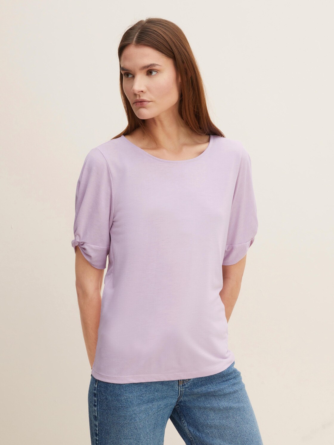 Artikel klicken und genauer betrachten! - TOM TAILOR Damen Basic T-Shirt mit Raffung, lila, Gr. L | im Online Shop kaufen