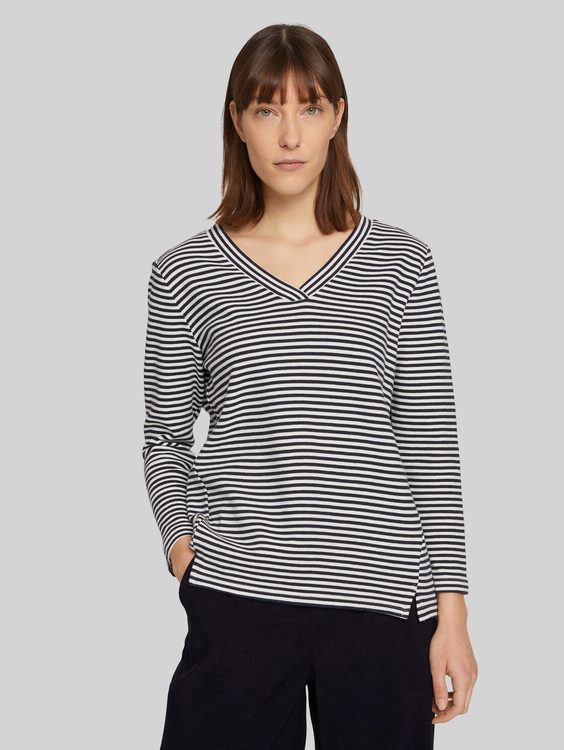 TOM TAILOR Damen Gemustertes Sweatshirt mit V-Ausschnitt, blau, Gr. XXL, baumwolle