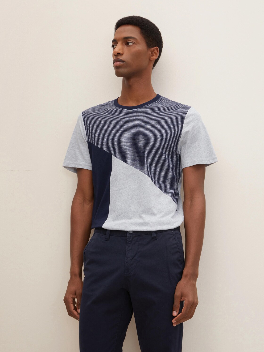 TOM TAILOR T-shirt met asymmetrische, contrasterende naden, Mannen, blauw, Größe XL