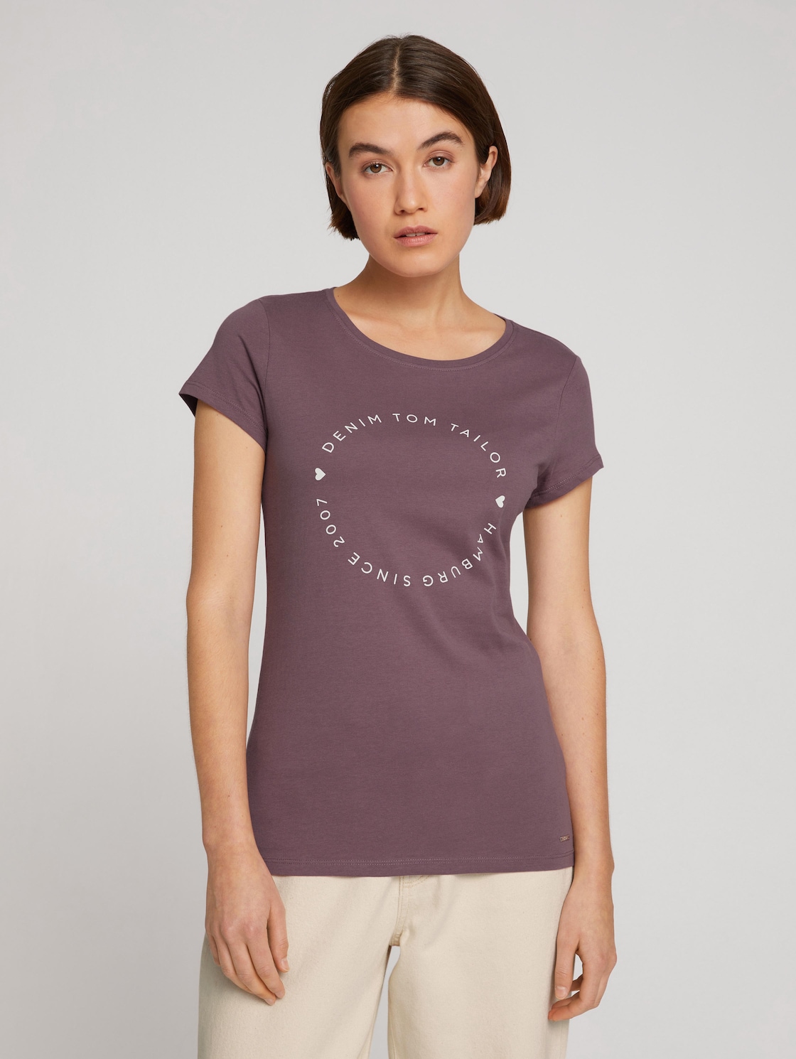 Artikel klicken und genauer betrachten! - TOM TAILOR DENIM Damen Basic T-Shirt im Doppelpack mit Logoprint, lila, Gr. XXL | im Online Shop kaufen