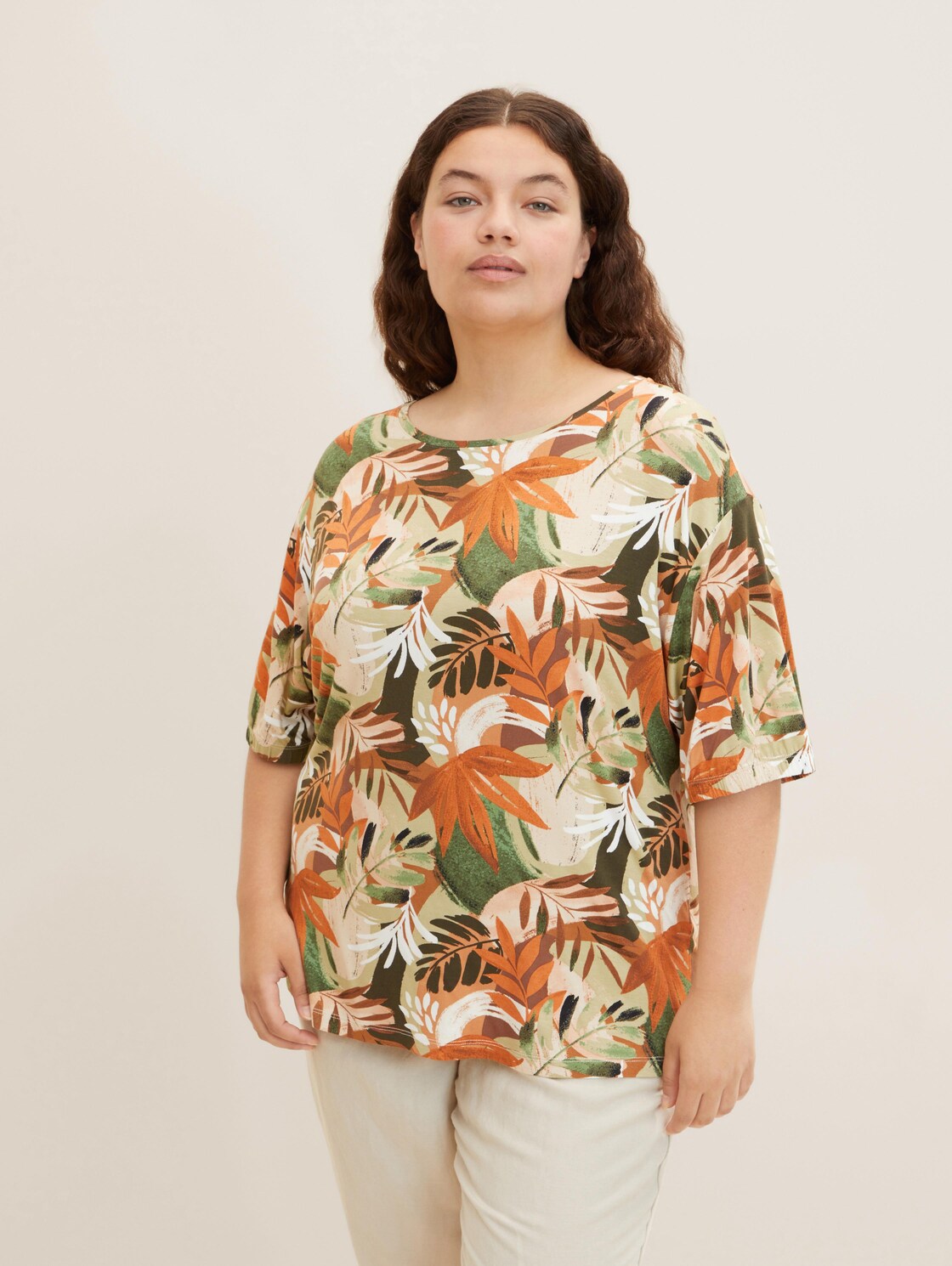 Artikel klicken und genauer betrachten! - TOM TAILOR Damen Plus - T-Shirt mit Musterprint , orange, Muster, Gr. 54 | im Online Shop kaufen