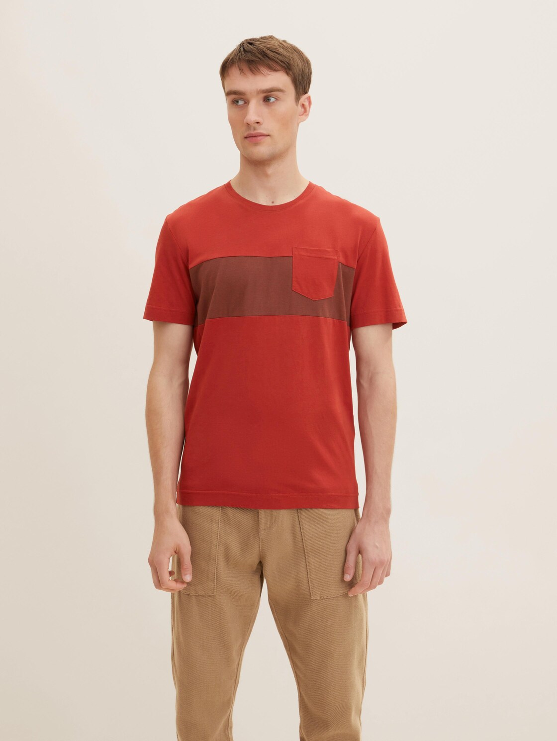Artikel klicken und genauer betrachten! - TOM TAILOR Herren Zweifarbiges T-Shirt, rot, Gr. XL | im Online Shop kaufen