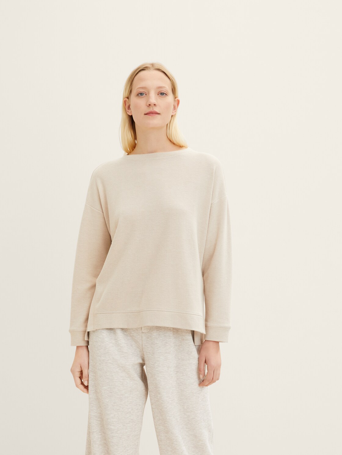 Artikel klicken und genauer betrachten! - TOM TAILOR Damen gemustertes Sweatshirt, beige, Gr. XL | im Online Shop kaufen