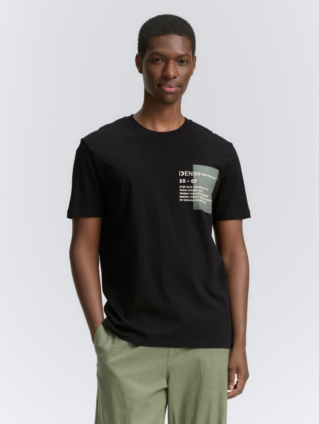Thumbnail - TOM TAILOR DENIM Herren Basic T-Shirt mit Logo-Print, schwarz, Uni, Gr. L