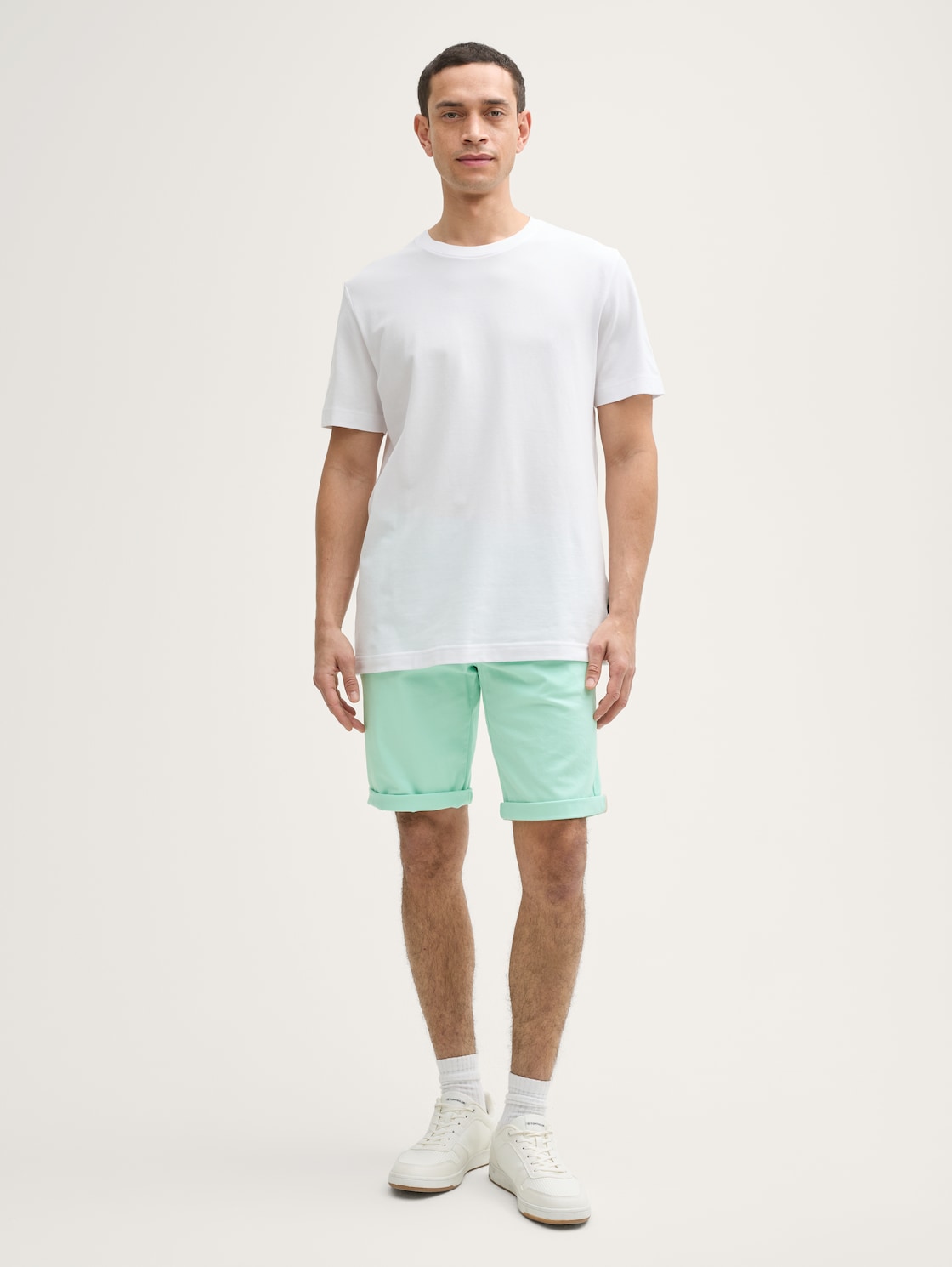 Thumbnail - TOM TAILOR Herren Slim Chino Shorts, grün, Uni, Gr. 32