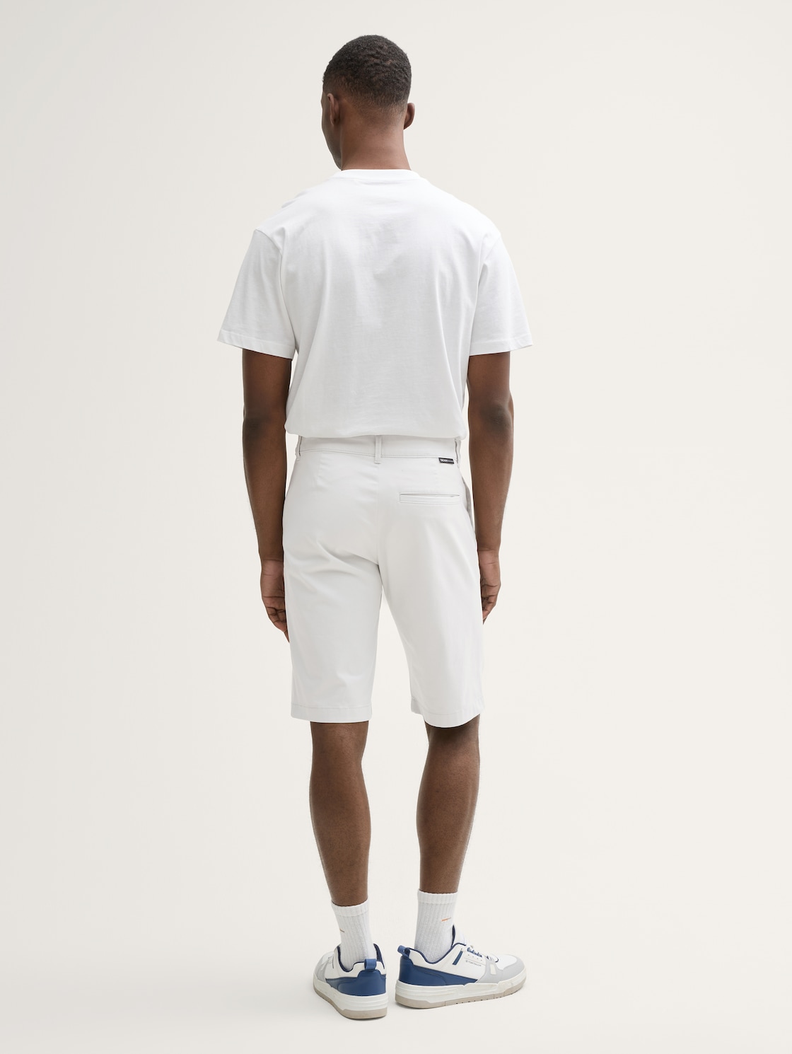 Thumbnail - TOM TAILOR DENIM Herren Regular Fit Chino Shorts, grau, Uni, Gr. M