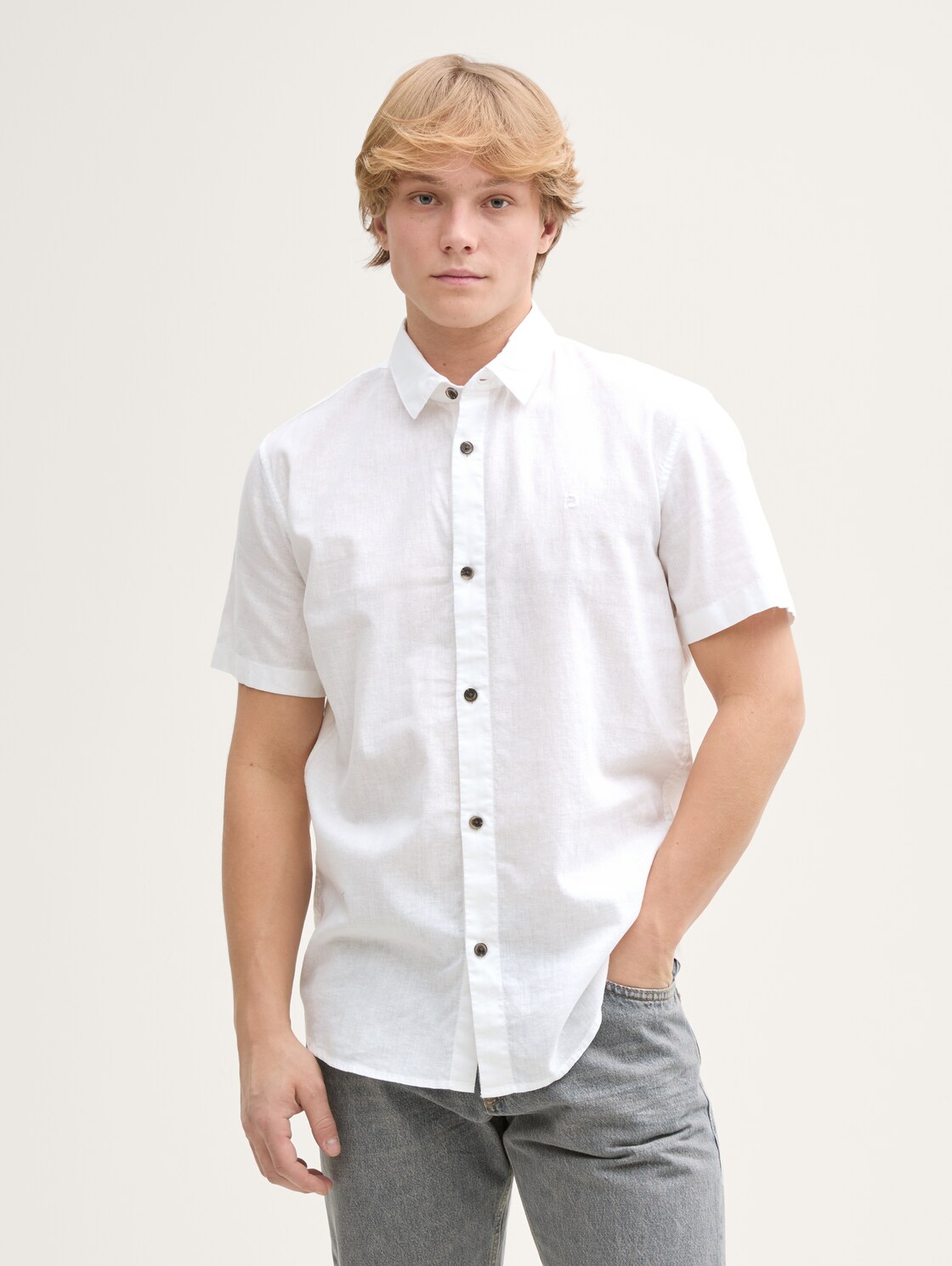 Thumbnail - TOM TAILOR DENIM Herren Regular Fit Kurzarmhemd mit Leinenanteil, weiß, Uni, Gr. S