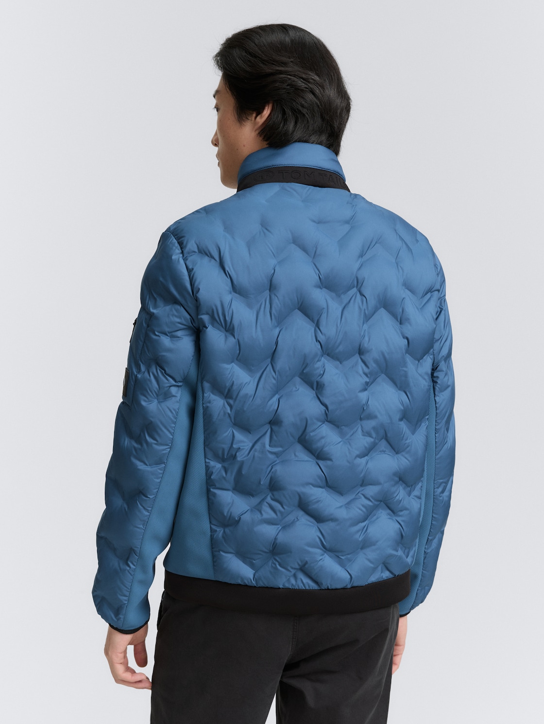 Thumbnail - TOM TAILOR Herren Hybrid Lightweight Steppjacke mit verstaubarer Kapuze, blau, Uni, Gr. L