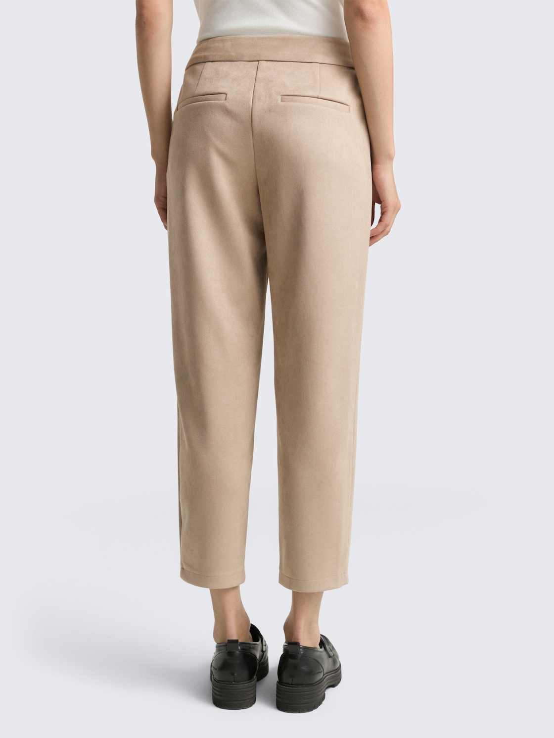 Thumbnail - TOM TAILOR Damen Loose Fit Hose in Wildleder-Optik, grau, Uni, Gr. 36/28