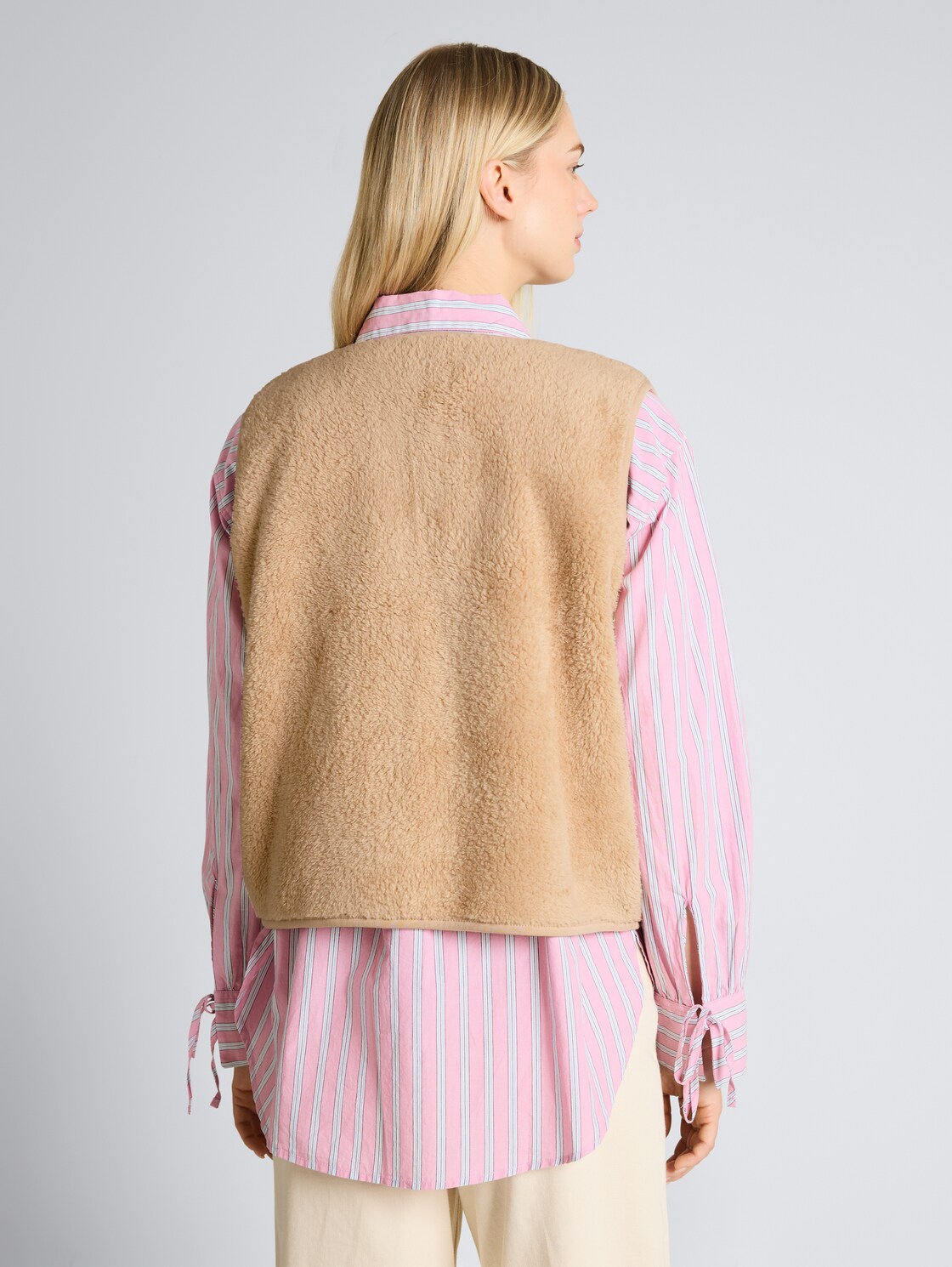 Thumbnail - TOM TAILOR DENIM Damen Loose Fit Teddy Weste, braun, Uni, Gr. S