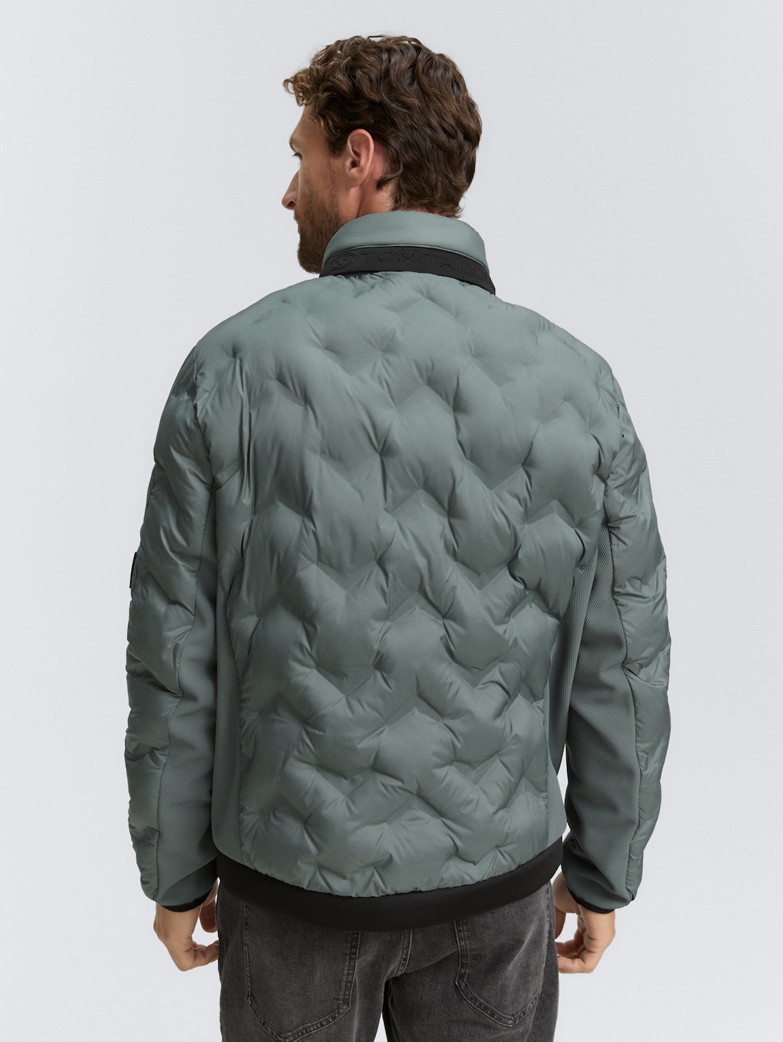 Thumbnail - TOM TAILOR Herren Hybrid Steppjacke mit verstaubarer Kapuze, grün, Uni, Gr. XXXL