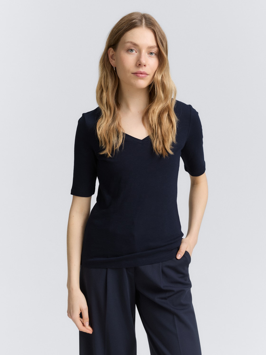 Thumbnail - TOM TAILOR Damen T-Shirt mit V-Ausschnitt, blau, Uni, Gr. S