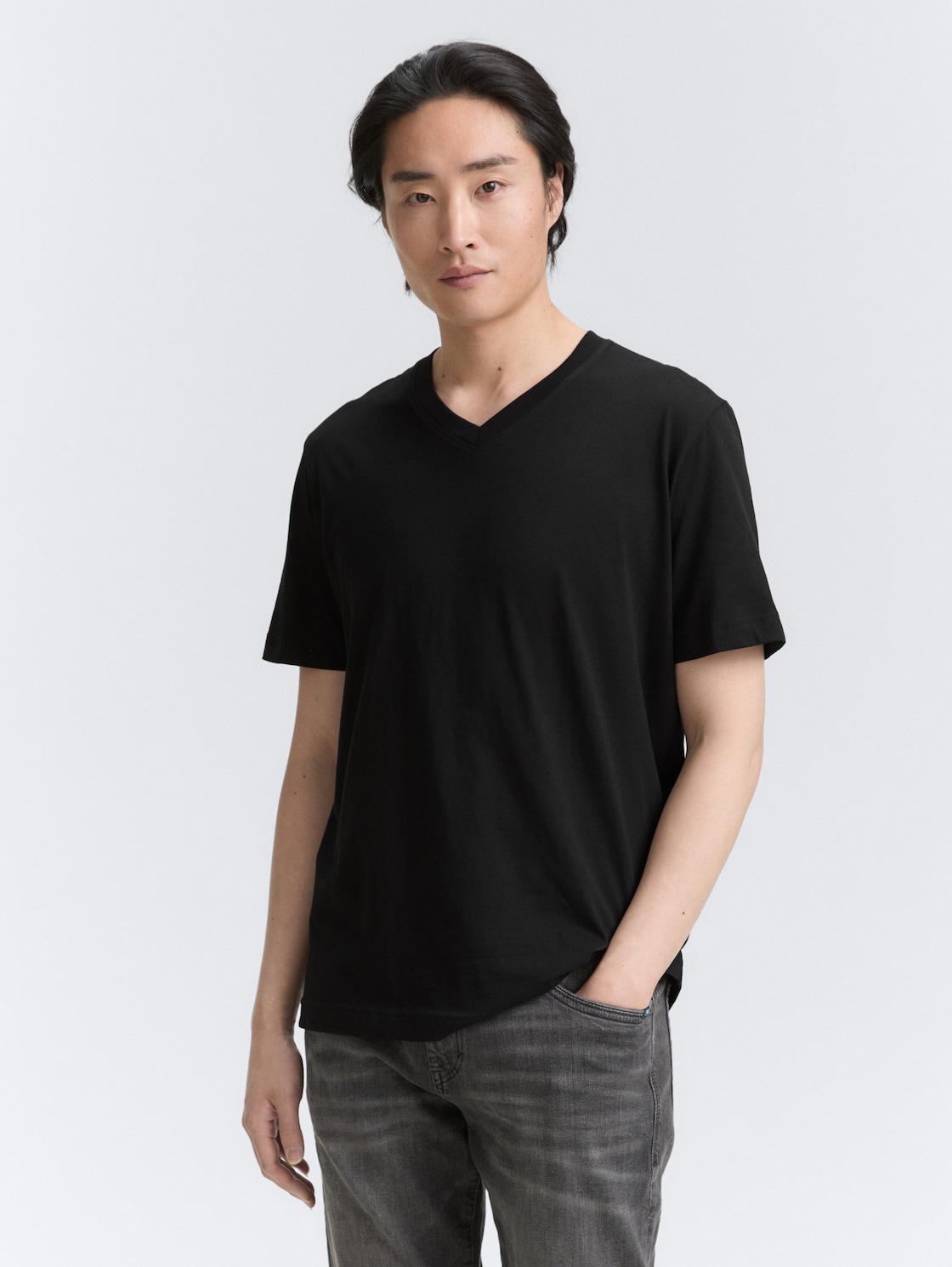 Thumbnail - TOM TAILOR Herren T-Shirts mit V-Ausschnitt im 2er-Pack, schwarz, Uni, Gr. L