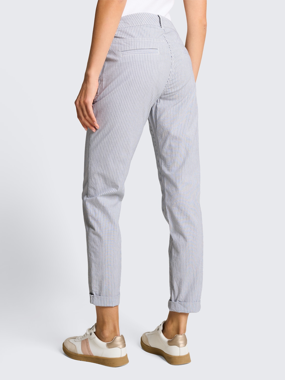 Thumbnail - TOM TAILOR Damen Tapered Relaxed Hose mit Streifenmuster, weiß, Gestreift, Gr. 42/28