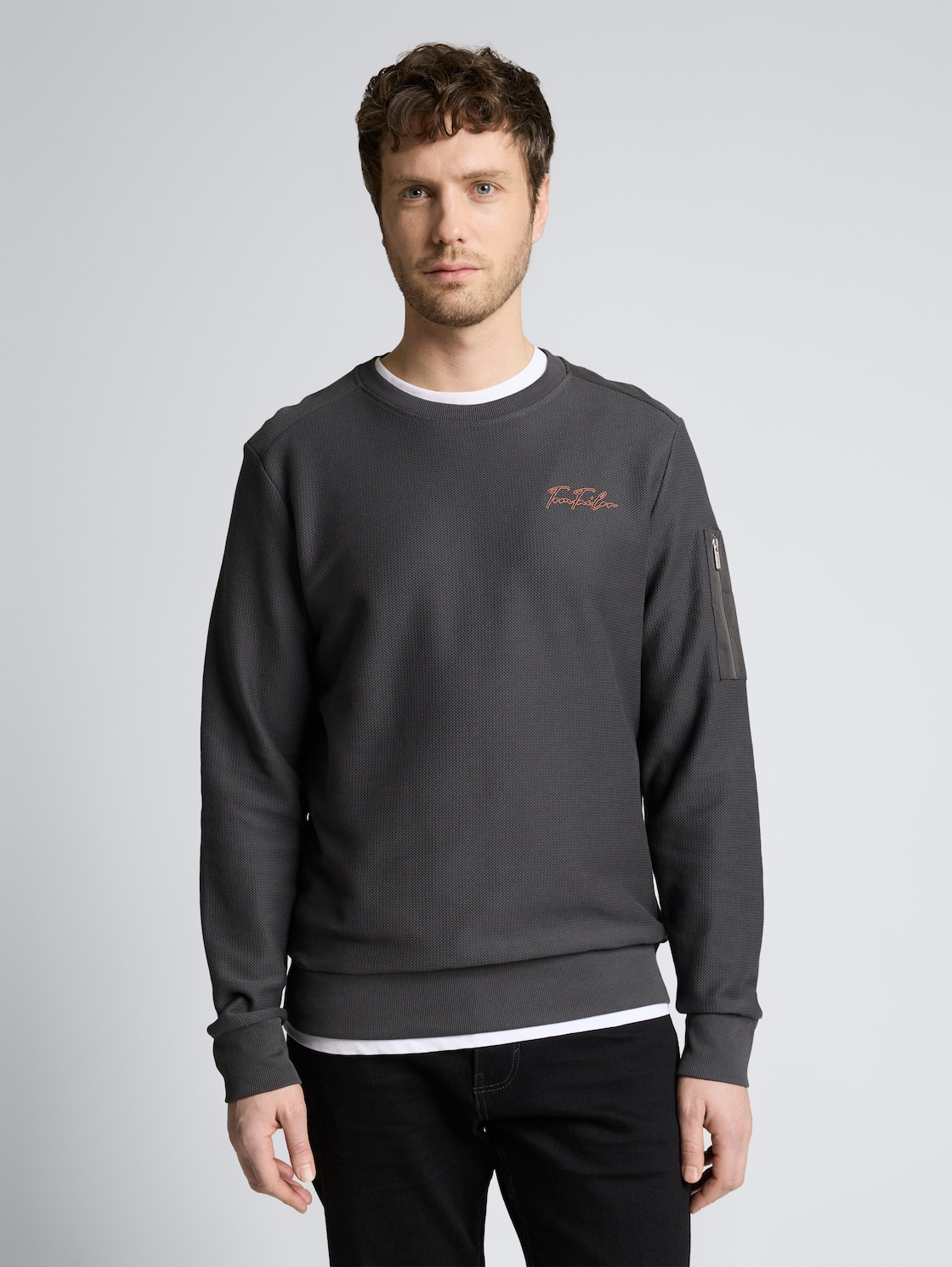 Thumbnail - TOM TAILOR Herren Sweatshirt mit Reißverschlusstasche, schwarz, Uni, Gr. XXXL