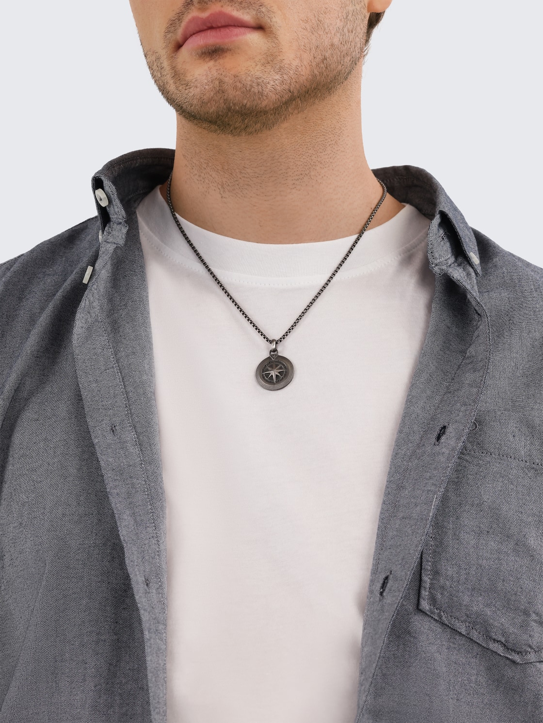 Thumbnail - TOM TAILOR Herren Halskette mit Kompass Anhänger aus Edelstahl anthrazit, grau, Kompass, Gr. ONESIZE