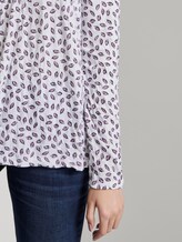 Longsleeve met motief en kreukeffecten - Frauen - Leaves AOP Off-White Longsleeve met motief en kreukeffecten - Frauen - Leaves AOP Off-White - 10 - TOM TAILOR