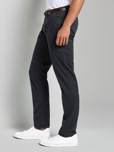 Travis Regular Chino mit Gürtel - Männer - Outer Space Blue Travis Regular Chino mit Gürtel - Männer - Outer Space Blue - 11 - TOM TAILOR