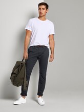 Travis Regular Chino mit Gürtel - Männer - Outer Space Blue Travis Regular Chino mit Gürtel - Männer - Outer Space Blue - 3 - TOM TAILOR