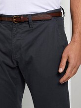 Travis Regular Chino mit Gürtel - Männer - Outer Space Blue Travis Regular Chino mit Gürtel - Männer - Outer Space Blue - 9 - TOM TAILOR