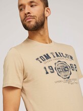 T-Shirt mit Logo-Print - Männer - Sandy Beige T-Shirt mit Logo-Print - Männer - Sandy Beige - 9 - TOM TAILOR