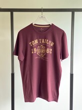 T-Shirt mit Logo-Print - Männer - Decadent Bordeaux T-Shirt mit Logo-Print - Männer - Decadent Bordeaux - 1 - TOM TAILOR