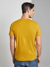 T-Shirt mit Logo-Print - Männer - golden nugget T-Shirt mit Logo-Print - Männer - golden nugget - 2 - TOM TAILOR