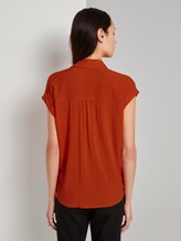 Kurzärmlige Bluse mit Kent-Kragen - Frauen - strong flame orange Kurzärmlige Bluse mit Kent-Kragen - Frauen - strong flame orange - 2 - TOM TAILOR