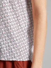 Kurzärmlige Bluse mit Kent-Kragen - Frauen - white geometric design Kurzärmlige Bluse mit Kent-Kragen - Frauen - white geometric design - 10 - TOM TAILOR