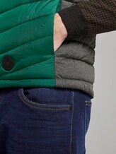 Leichte Weste mit Brusttasche - Männer - Evergreen Green Leichte Weste mit Brusttasche - Männer - Evergreen Green - 9 - TOM TAILOR