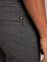 Jogginghose Cropped mit Musterung - Männer - grey small check Jogginghose Cropped mit Musterung - Männer - grey small check - 9 - TOM TAILOR Denim