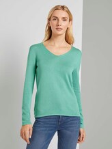 Pullover mit V-Ausschnitt - Frauen - soft leaf green Pullover mit V-Ausschnitt - Frauen - soft leaf green - 1 - TOM TAILOR