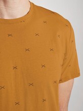 T-Shirt mit Allover-Print - Männer - yellow scattered blades design T-Shirt mit Allover-Print - Männer - yellow scattered blades design - 9 - TOM TAILOR