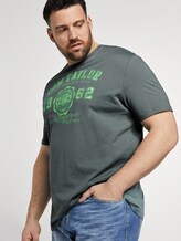 T-Shirt mit Logo-Print - Männer - washed jasper green T-Shirt mit Logo-Print - Männer - washed jasper green - 5 - Men Plus