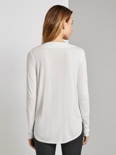 Blusenshirt mit V-Ausschnitt - Frauen - Whisper White Blusenshirt mit V-Ausschnitt - Frauen - Whisper White - 2 - TOM TAILOR