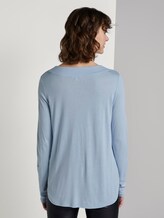 Blusenshirt mit V-Ausschnitt - Frauen - Kentucky Blue Blusenshirt mit V-Ausschnitt - Frauen - Kentucky Blue - 2 - TOM TAILOR