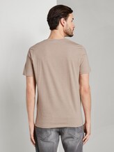 Gestreiftes T-Shirt mit Brusttasche - Männer - sandy mocktwist stripe Gestreiftes T-Shirt mit Brusttasche - Männer - sandy mocktwist stripe - 2 - TOM TAILOR