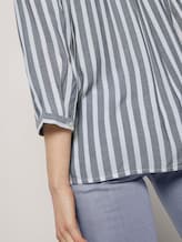 Gestreifte Bluse mit Taschen - Frauen - offwhite navy vertical stripe Gestreifte Bluse mit Taschen - Frauen - offwhite navy vertical stripe - 10 - TOM TAILOR