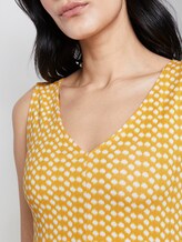 Gemustertes Kleid mit V-Ausschnitt - Frauen - yellow dot design Gemustertes Kleid mit V-Ausschnitt - Frauen - yellow dot design - 9 - TOM TAILOR