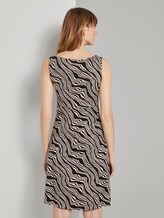 Gemustertes Kleid mit V-Ausschnitt - Frauen - black wavy design Gemustertes Kleid mit V-Ausschnitt - Frauen - black wavy design - 2 - TOM TAILOR