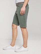 Josh Regular Slim Jeans Shorts met Riem - Mannen - Pale Bark Green Josh Regular Slim Jeans Shorts met Riem - Mannen - Pale Bark Green - 11 - TOM TAILOR