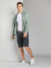 Gemusterte Cargo-Shorts mit Gürtel - Männer - blue small t design Gemusterte Cargo-Shorts mit Gürtel - Männer - blue small t design - 3 - TOM TAILOR
