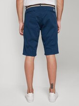 Gemusterte Josh Regular Slim Bermuda-Shorts mit Gürtel - Männer - blue minimal structure check Gemusterte Josh Regular Slim Bermuda-Shorts mit Gürtel - Männer - blue minimal structure check - 2 - TOM TAILOR