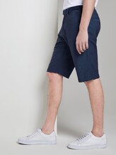 Gemusterte Josh Regular Slim Baumwoll-Shorts mit Gürtel - Männer - Indigo Dots Gemusterte Josh Regular Slim Baumwoll-Shorts mit Gürtel - Männer - Indigo Dots - 11 - TOM TAILOR