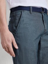 Gemusterte Josh Regular Slim Baumwoll-Shorts mit Gürtel - Männer - blue indigo structure Gemusterte Josh Regular Slim Baumwoll-Shorts mit Gürtel - Männer - blue indigo structure - 9 - TOM TAILOR